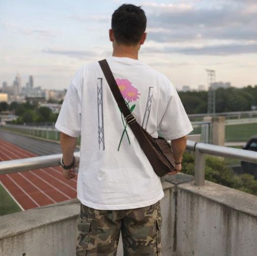 The Gallery - Back View | Oversized