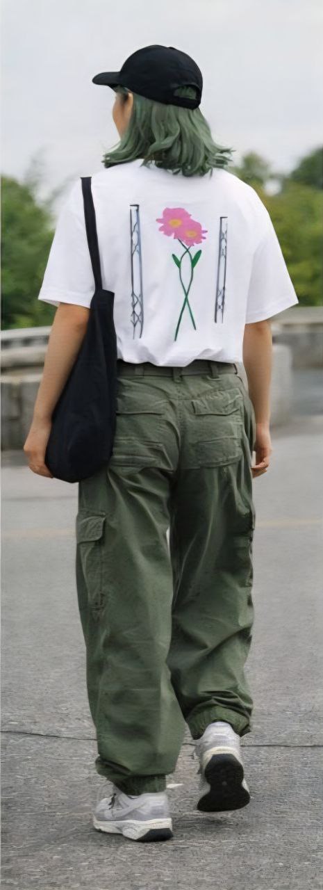 The Gallery - Back View | Oversized